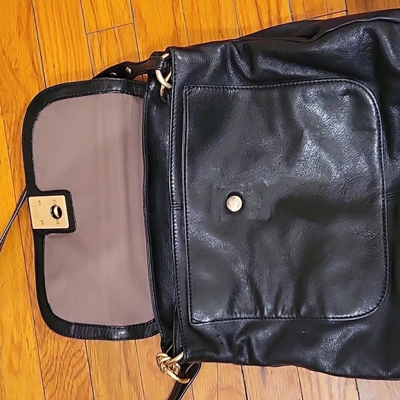 J.Crew Black Leather Messenger Bag. EUC - Picture 4 of 15